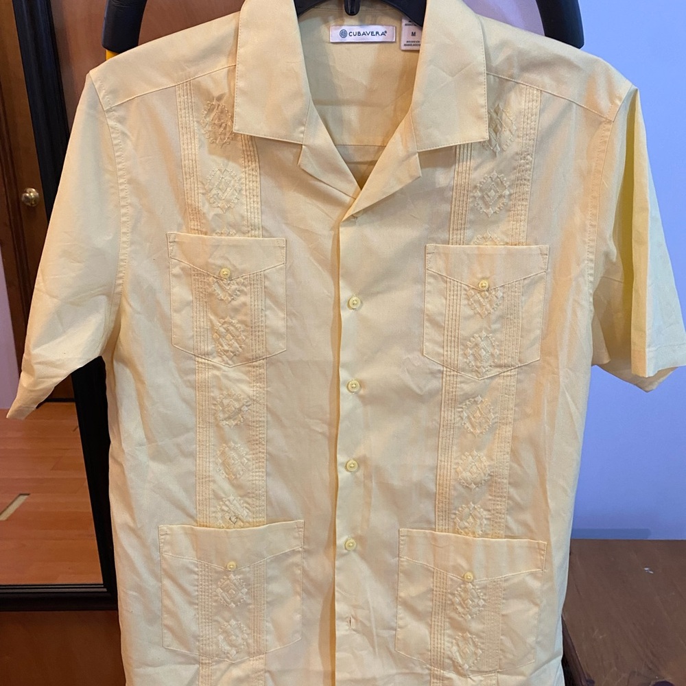 Cubavera Guayaberas Light Yellow Shirt